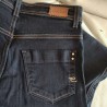 Jeans noir aux coutures écrues T 38 Caroll - Détail arrière