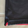Pantacourt de sport noir et rouge T 36 Adidas - Détail