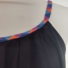 Robe courte en voile noir aux bretelles multicolores T XL Vintage Love - Détails