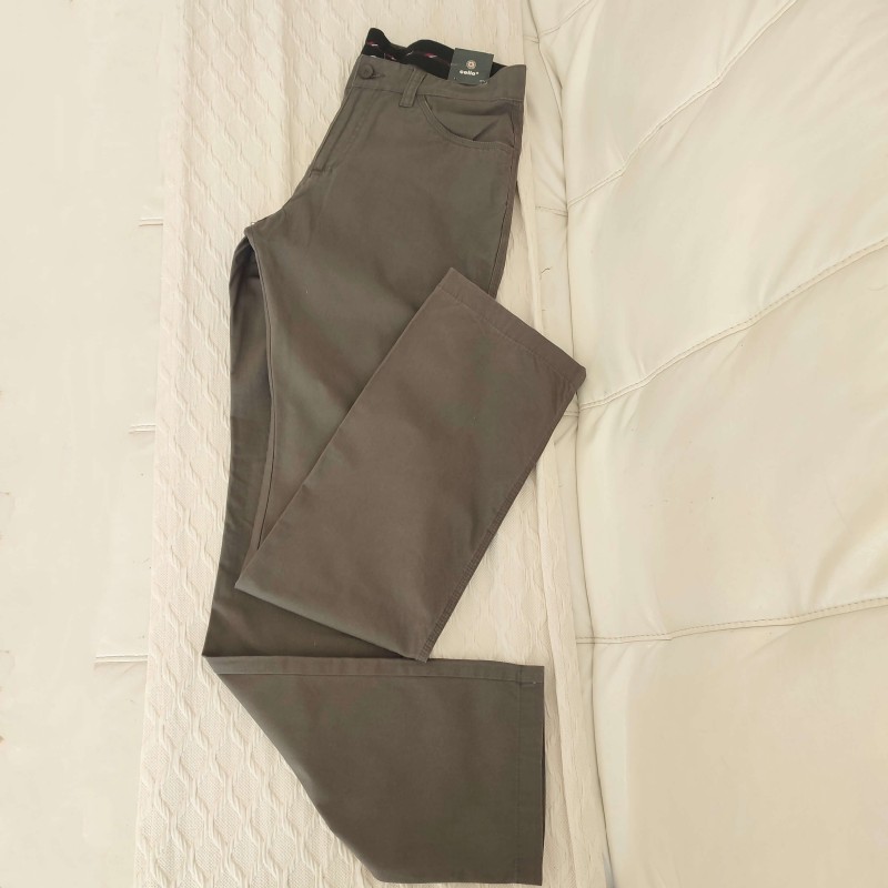 Pantalon gris T 40 Celio Neuf