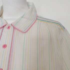 Chemise de nuit blanche à rayures pastels T M-L - Motif et col