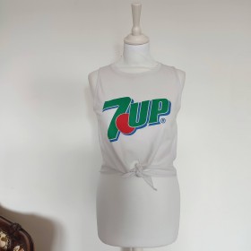 Top blanc noué 7 up T S Divided H&M